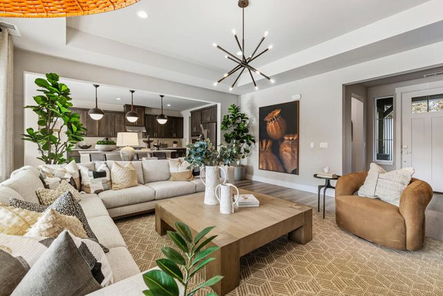 5730 Engleman Spruce Way, Klamath Falls, OR 97601