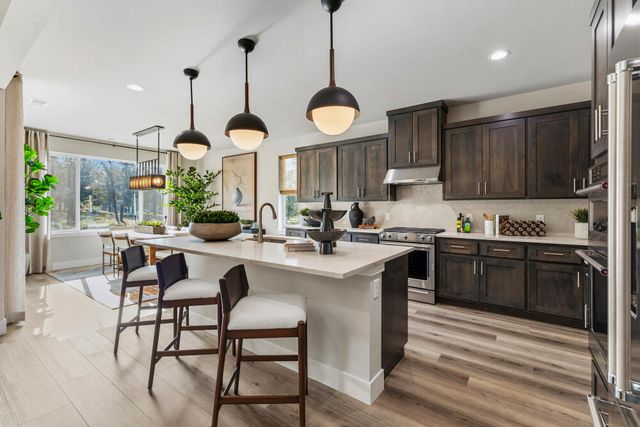 5730 Engleman Spruce Way, Klamath Falls, OR 97601