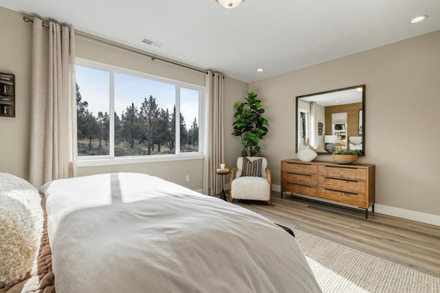 5730 Engleman Spruce Way, Klamath Falls, OR 97601