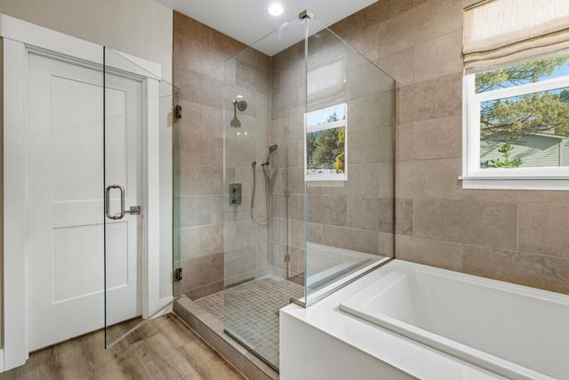 5730 Engleman Spruce Way, Klamath Falls, OR 97601