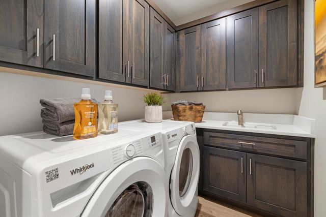 5730 Engleman Spruce Way, Klamath Falls, OR 97601