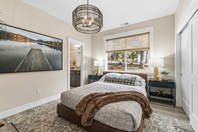 5730 Engleman Spruce Way, Klamath Falls, OR 97601