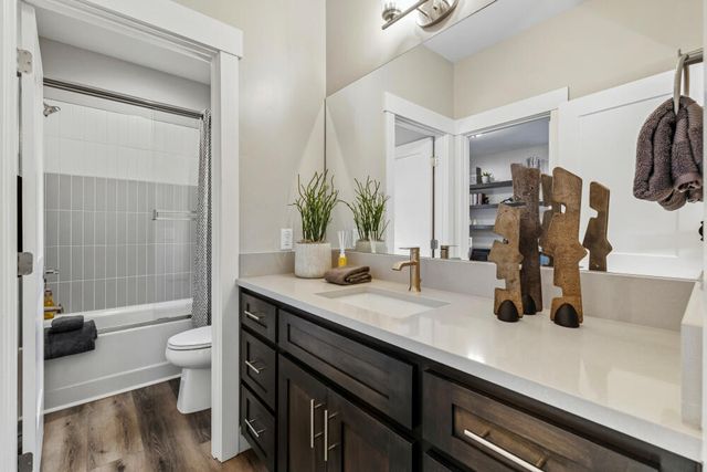 5730 Engleman Spruce Way, Klamath Falls, OR 97601