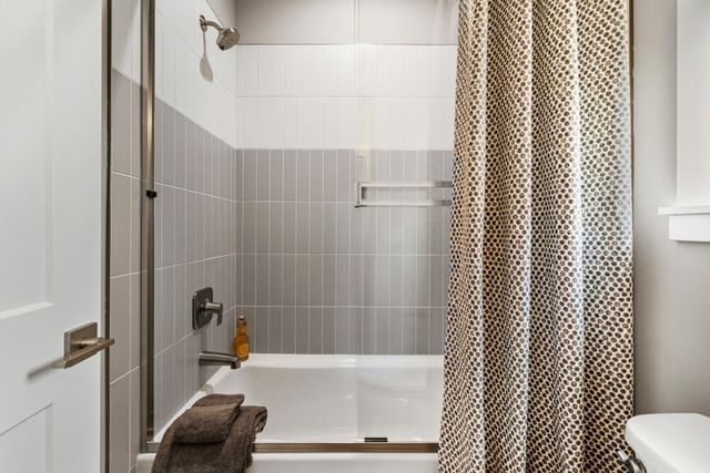 5730 Engleman Spruce Way, Klamath Falls, OR 97601