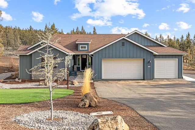 5730 Engleman Spruce Way, Klamath Falls, OR 97601