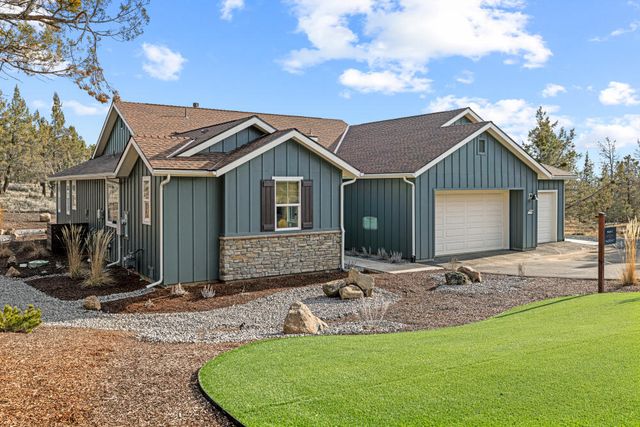 5730 Engleman Spruce Way, Klamath Falls, OR 97601