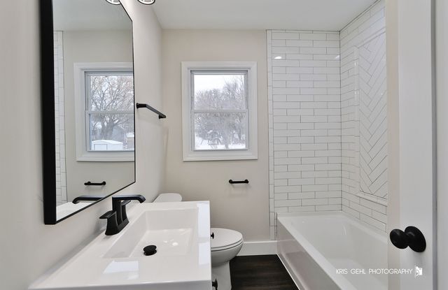 1007 Oeffling Drive, Mchenry, IL 60051