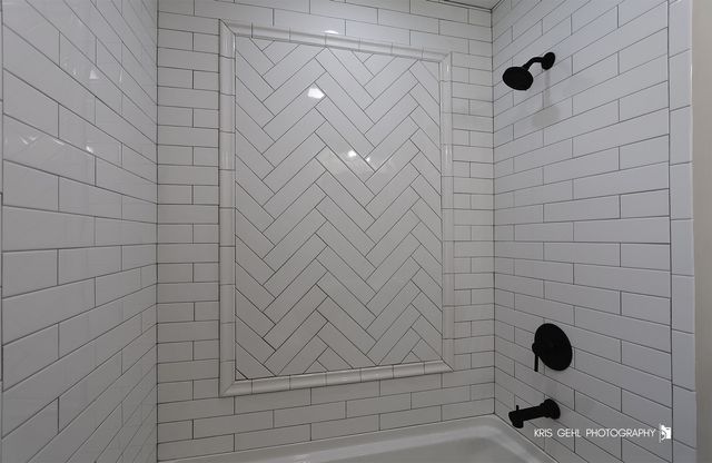 1007 Oeffling Drive, Mchenry, IL 60051