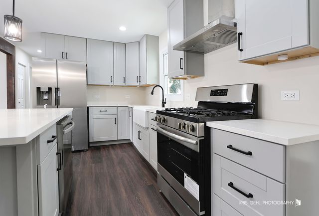 1007 Oeffling Drive, Mchenry, IL 60051