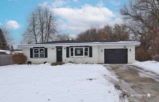 1007 Oeffling Drive, Mchenry, IL 60051