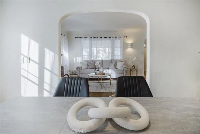 520 N Howard Street, Glendale, CA 91206