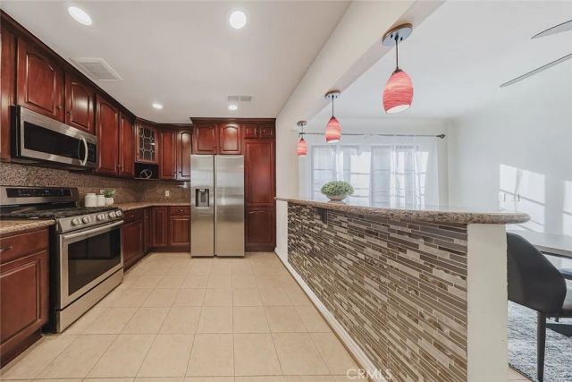 520 N Howard Street, Glendale, CA 91206