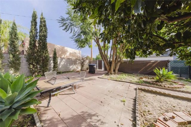 520 N Howard Street, Glendale, CA 91206