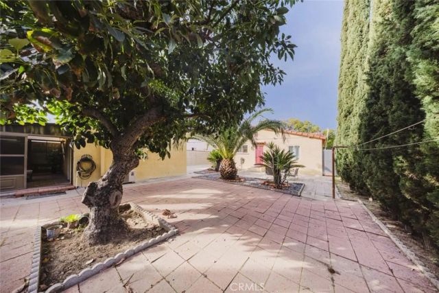 520 N Howard Street, Glendale, CA 91206