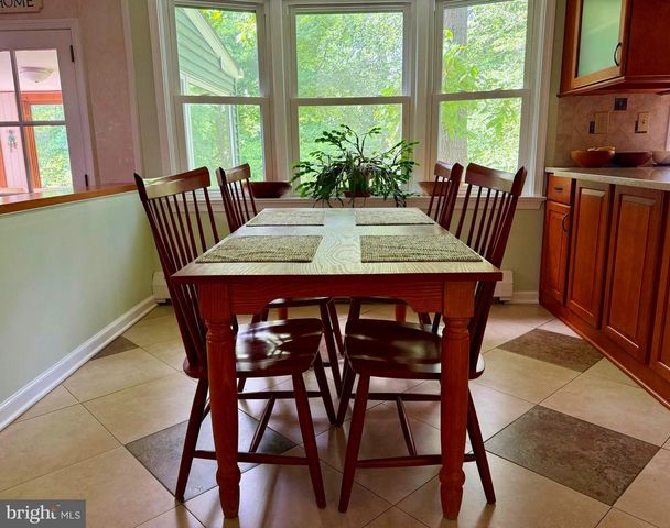 1300 UNIVERSITY DR, Yardley, PA 19067