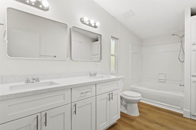 13488 Enchanted Cove, Willis, TX 77318