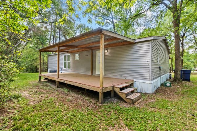 13488 Enchanted Cove, Willis, TX 77318