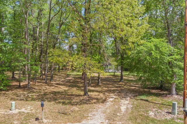 13488 Enchanted Cove, Willis, TX 77318