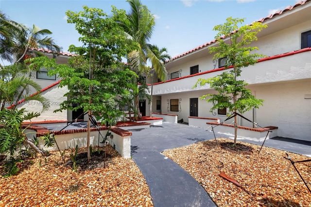 2300 NE 6th Avenue 201, Wilton Manors, FL 33305
