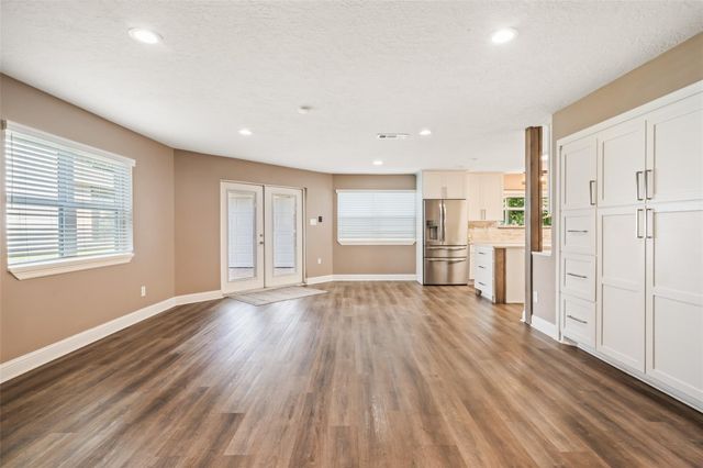 3019 Ramblewood Road, Montgomery, TX 77356