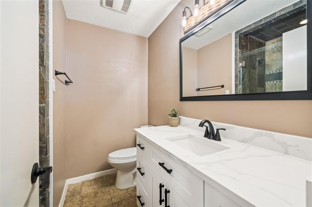 3019 Ramblewood Road, Montgomery, TX 77356