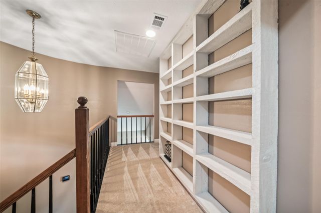 3019 Ramblewood Road, Montgomery, TX 77356