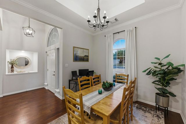 6925 AUCKLAND DR, Austin, TX 78749