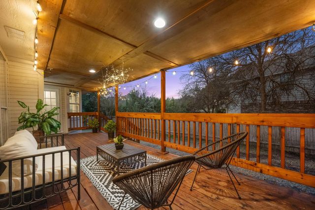 6925 AUCKLAND DR, Austin, TX 78749