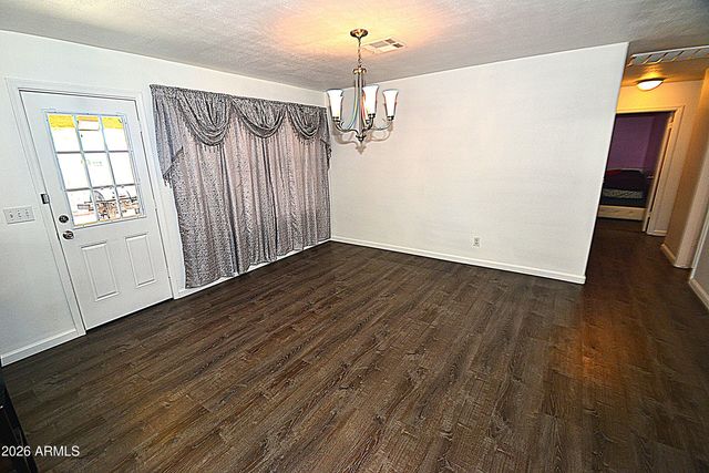 7213 W TUCKEY Lane, Glendale, AZ 85303