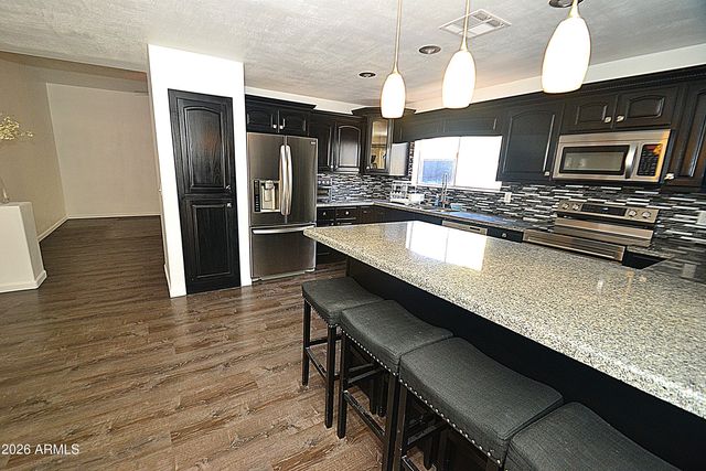 7213 W TUCKEY Lane, Glendale, AZ 85303