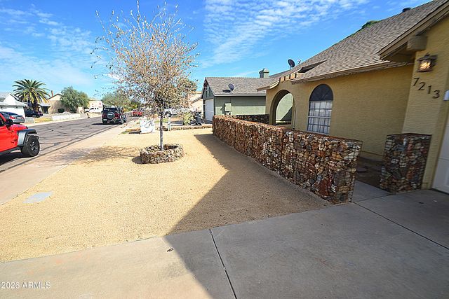 7213 W TUCKEY Lane, Glendale, AZ 85303