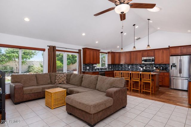 19659 N 8TH Place, Phoenix, AZ 85024