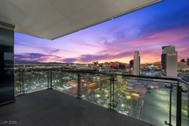 4381 FLAMINGO Road 21302, Las Vegas, NV 89103