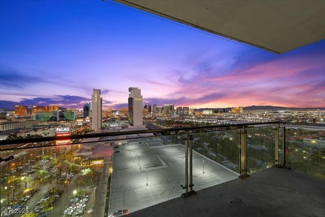 4381 FLAMINGO Road 21302, Las Vegas, NV 89103