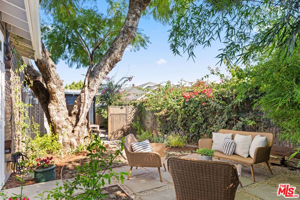 3310 London Street, Los Angeles, CA 90026 — exterior