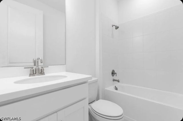 26924 Lark CT, Punta Gorda, FL 33955