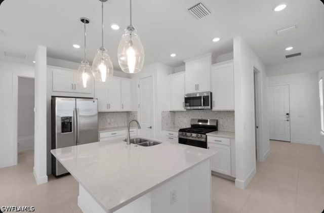 26924 Lark CT, Punta Gorda, FL 33955