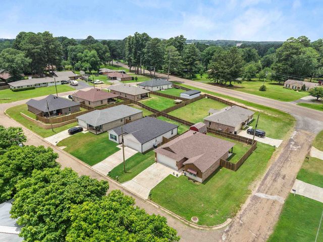 309 Stevens St, Gilmer, TX 75645