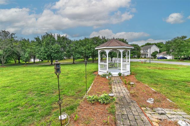 7007 Broad Leaf Court, Indian Trail, NC 28079