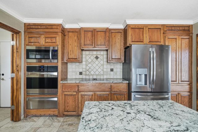 2549 Woodlake Drive, Abilene, TX 79606