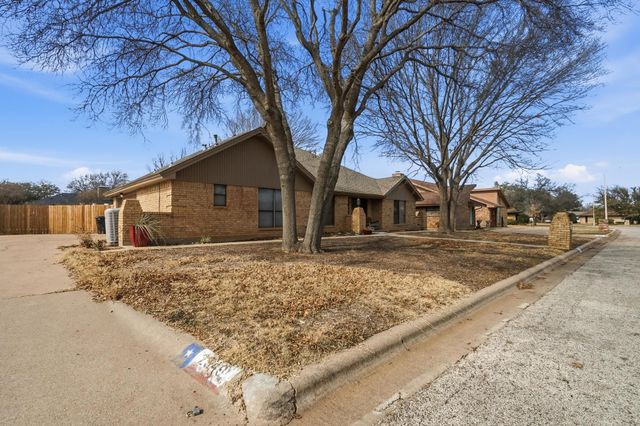 2549 Woodlake Drive, Abilene, TX 79606