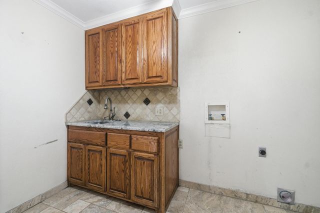 2549 Woodlake Drive, Abilene, TX 79606