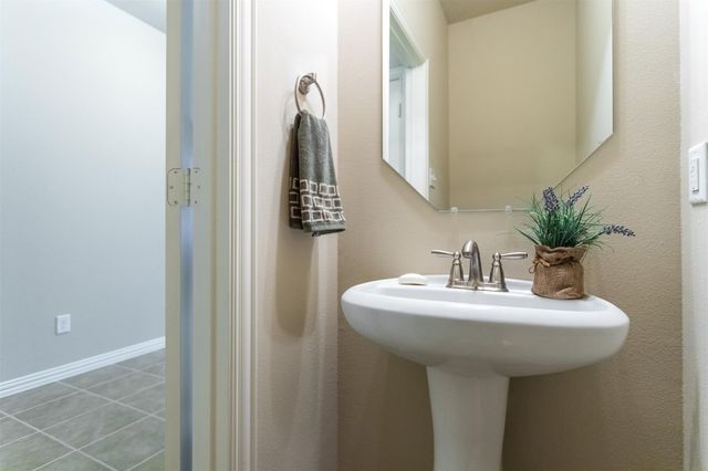 3649 Vienna Street, Irving, TX 75038