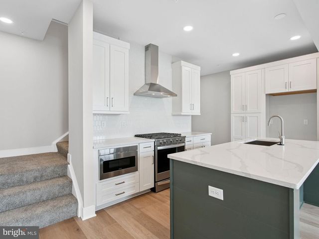 1132 ALDEN ST, Mount Joy, PA 17552