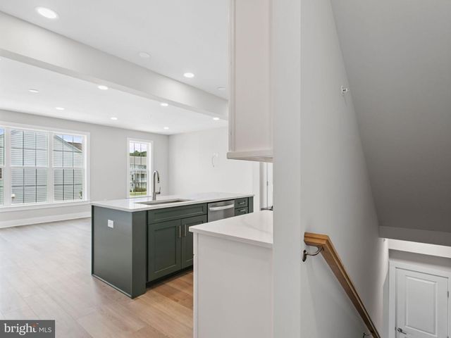 1132 ALDEN ST, Mount Joy, PA 17552