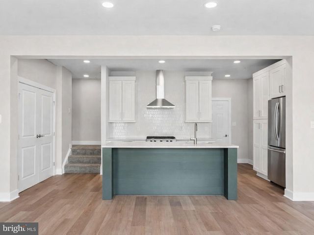 1132 ALDEN ST, Mount Joy, PA 17552