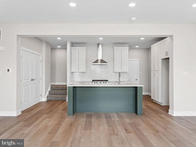 1132 ALDEN ST, Mount Joy, PA 17552