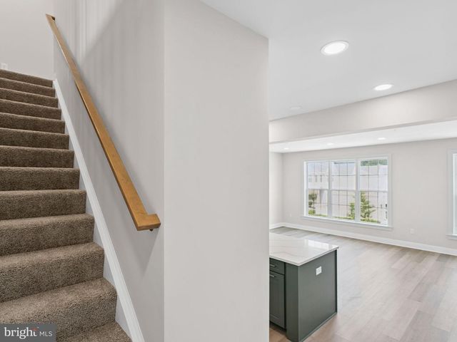 1132 ALDEN ST, Mount Joy, PA 17552