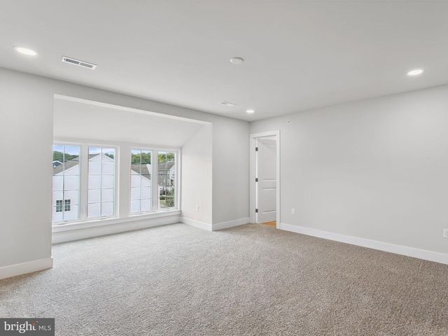 1132 ALDEN ST, Mount Joy, PA 17552