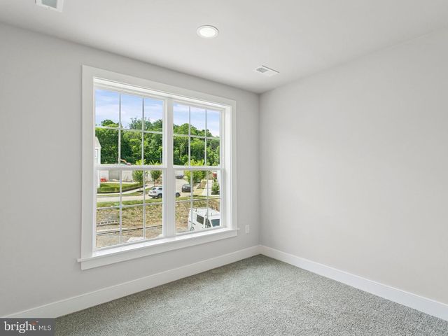 1132 ALDEN ST, Mount Joy, PA 17552